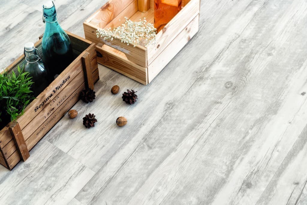Кварц-виниловая плитка Alpine Floor Акация Click Есо 107-8